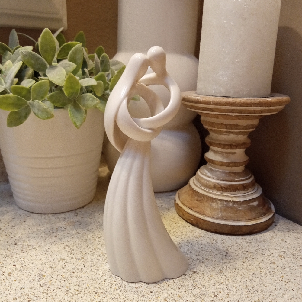 Wedding topper or decoration